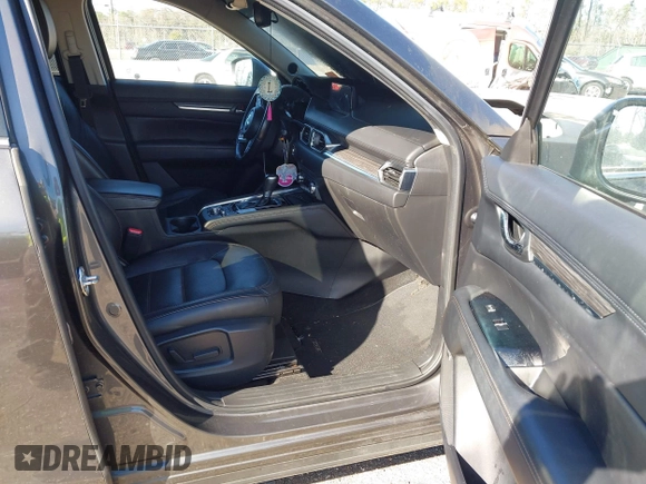 2018 Mazda CX-5 Grand Touring with VIN JM3KFADMXJ1402864, listed as a IAAI auction lot 41781188 with 1 mi miles. Bid and sale history available at carsss.com. Image 5.