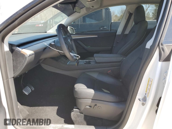 2022 Tesla Model Y Long Range with VIN 7SAYGDEE7NA012634, listed as a Copart auction lot 49206295 with 19,267 mi miles and Clean Title. Bid and sale history available at DreamBid. Image 7.