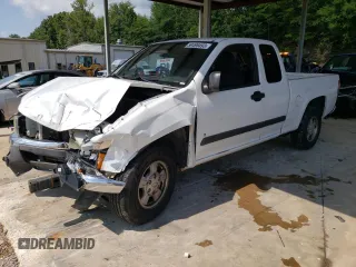 2008 Chevrolet Colorado LS with VIN 1GCCS199588170298, listed as a Copart auction lot 82208533 with 153,022 mi miles and Salvage Title. Bid and sale history available at carsss.com. Image 1.