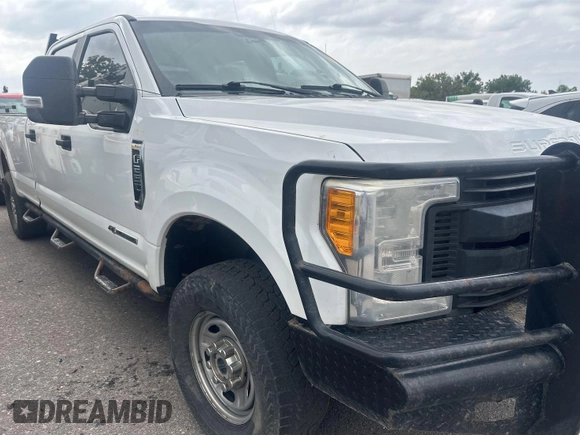 2017 Ford F-250 Lariat with VIN 1FT7W2BT0HEE20744, listed as a IAAI auction lot 42727056 with 241,781 mi miles and . Bid and sale history available at DreamBid. Image 15.