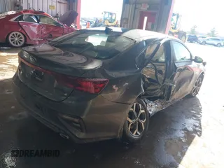 2020 Kia Forte LXS with VIN 3KPF24AD0LE184784, listed as a IAAI auction lot 41341533 with 36,953 mi miles. Bid and sale history available at carsss.com. Image 4.