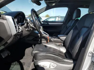 2016 Porsche Cayenne GTS with VIN WP1AD2A25GLA78110, listed as a Copart auction lot 55126705 with 118,855 mi miles and Salvage title. Bid and sale history available at DreamBid. Image 7.