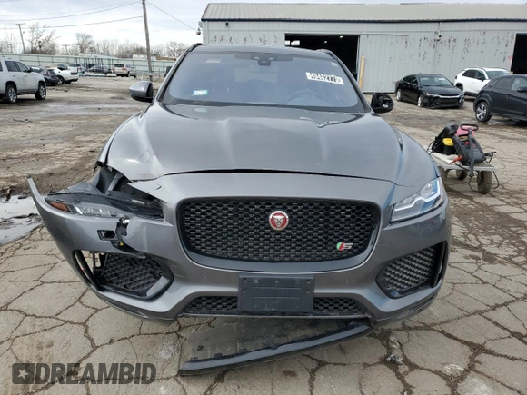 2018 Jaguar F-Pace S z VIN SADCM2FV7JA298854, wystawiony jako Copart lot #49482775 z przebiegiem 79 986 mil mil oraz Tytuł czysty. Historia ofert i sprzedaży dostępna na DreamBid. Obrazek 5.