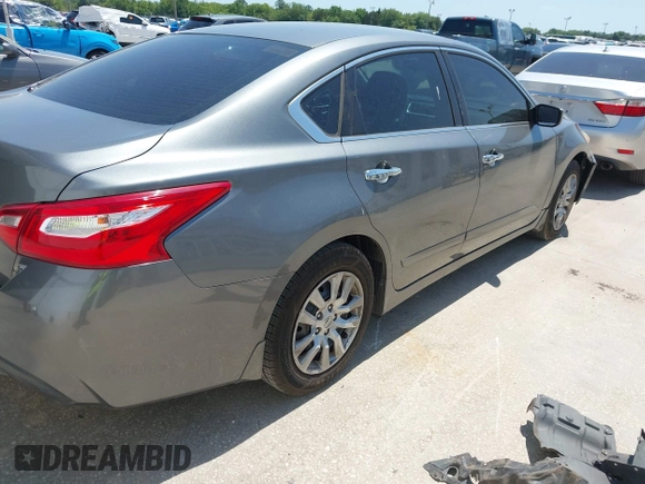2016 Nissan Altima S z VIN 1N4AL3AP6GC228463, wystawiony jako IAAI lot #42032010 z przebiegiem 159 999 mil mil oraz . Historia ofert i sprzedaży dostępna na DreamBid. Obrazek 4.
