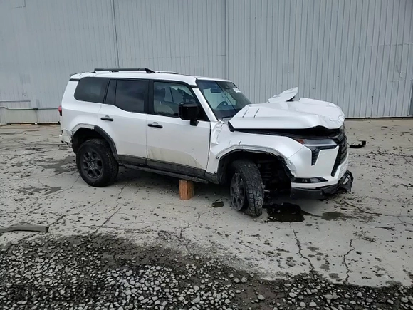 2024 Lexus GX 550 Premium z VIN JTJTBCDX5R5016112, wystawiony jako Copart lot #47686805 z przebiegiem 11 688 mil mil oraz Szkoda całkowita • Salvage title. Historia ofert i sprzedaży dostępna na DreamBid. Obrazek 15.