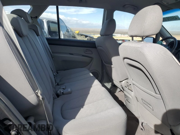2007 Kia Rondo LX Base with VIN KNAFG525277079813, listed as a Copart auction lot 45020105 with 71,785 mi miles and Salvage Title. Bid and sale history available at carsss.com. Image 10.