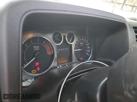 2008 Hummer H3 Luxury z VIN 5GTEN43E788190472, wystawiony jako Copart lot #55539555 z przebiegiem 143 658 mil mil oraz Szkoda całkowita • Salvage title. Historia ofert i sprzedaży dostępna na DreamBid. Obrazek 9.