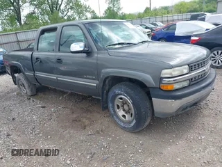 2002 Chevrolet Silverado 1500HD LT with VIN 1GCGK13U22F125563, listed as a IAAI auction lot 42172310 with 155,416 mi miles and . Bid and sale history available at DreamBid. Image 1.