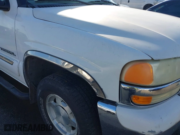2005 GMC Yukon XL SLT with VIN 3GKEC16Z85G122203, listed as a IAAI auction lot 41441288 with 186,612 mi miles. Bid and sale history available at carsss.com. Image 6.