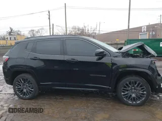 2022 Jeep Compass High Altitude with VIN 3C4NJDCB1NT142939, listed as a IAAI auction lot 41683243 with 43,656 mi miles and . Bid and sale history available at DreamBid. Image 12.