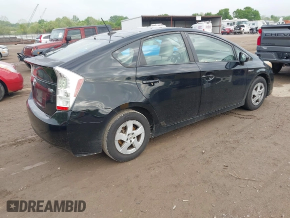 2010 Toyota Prius II with VIN JTDKN3DU0A5111063, listed as a IAAI auction lot 42098067 with 268,707 mi miles. Bid and sale history available at carsss.com. Image 4.