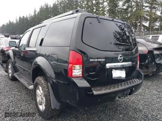 2012 Nissan Pathfinder SV with VIN 5N1AR1NB7CC605691, listed as a IAAI auction lot 41283702 with 145,943 mi miles. Bid and sale history available at carsss.com. Image 3.