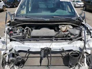 2021 Chevrolet Tahoe Commercial z VIN 1GNSCLED3MR458377, wystawiony jako Copart lot #57302405 z przebiegiem 26 846 mil mil oraz Szkoda całkowita • Salvage title. Historia ofert i sprzedaży dostępna na DreamBid. Obrazek 11.