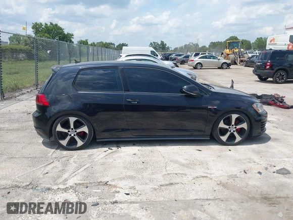 2015 Volkswagen GTI S с VIN 3VWYT7AU5FM070973, выставлен на аукционе IAAI как лот 42386040 с пробегом 111 088 миль миль и . История ставок и продаж доступна на DreamBid. Изображение 13.