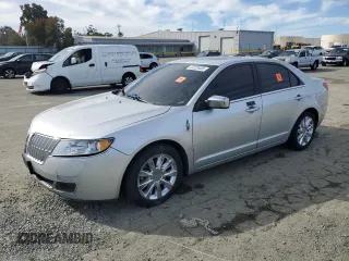 2011 Lincoln MKZ Hybrid with VIN 3LNDL2L31BR773505, listed as a Copart auction lot 47223455 with 194,731 mi miles and Salvage Title. Bid and sale history available at carsss.com. Image 1.