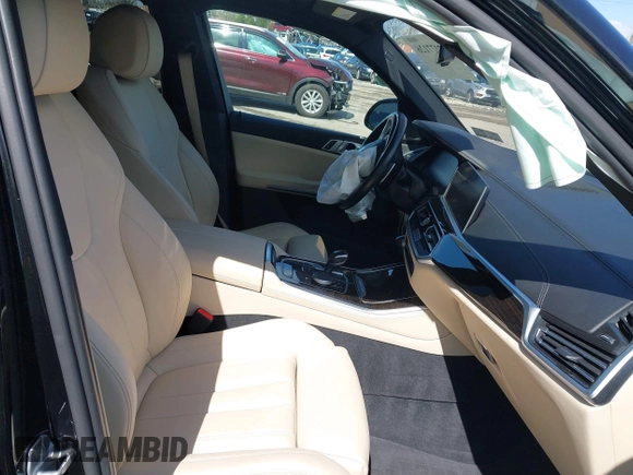 2020 BMW X5 xDrive40i with VIN 5UXCR6C03L9B42670, listed as a IAAI auction lot 41977126 with Not provided miles and . Bid and sale history available at DreamBid. Image 5.