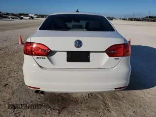 2014 Volkswagen Jetta TDI w/Premium with VIN 3VW3L7AJ3EM418221, listed as a Copart auction lot 81788464 with 151,875 mi miles and Salvage title. Bid and sale history available at DreamBid. Image 6.