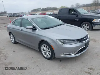 2015 Chrysler 200 C z VIN 1C3CCCCG4FN543074, wystawiony jako IAAI lot #42070831 z przebiegiem 39 376 mil mil oraz . Historia ofert i sprzedaży dostępna na DreamBid. Obrazek 1.