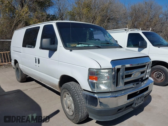 2013 Ford Econoline Cargo Commercial z VIN 1FTNE2EL0DDA69257, wystawiony jako IAAI lot #41703772 z przebiegiem 261 935 mil mil oraz . Historia ofert i sprzedaży dostępna na DreamBid. Obrazek 1.