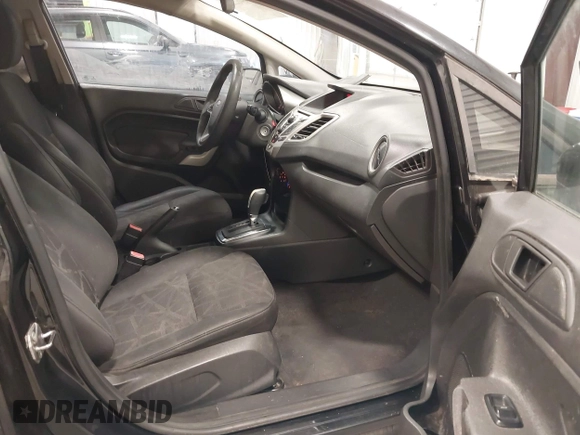 2013 Ford Fiesta SE with VIN 3FADP4EJ5DM195186, listed as a IAAI auction lot 42046227 with 137,794 mi miles. Bid and sale history available at carsss.com. Image 5.