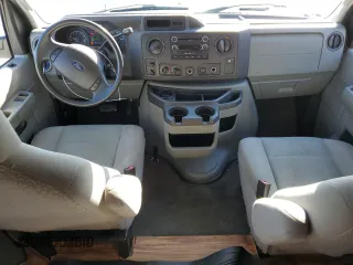 2009 Ford Econoline Passenger XL with VIN 1FBSS31L19DA07353, listed as a Copart auction lot 88078365 with 206,320 mi miles and Salvage title. Bid and sale history available at DreamBid. Image 8.