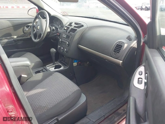 2006 Chevrolet Malibu Maxx LT with VIN 1G1ZT618X6F109327, listed as a IAAI auction lot 41479383 with 107,274 mi miles. Bid and sale history available at carsss.com. Image 5.