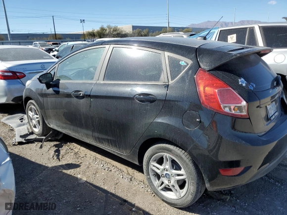 2018 Ford Fiesta SE with VIN 3FADP4EJ5JM141043, listed as a Copart auction lot 86217294 with 139,087 mi miles and Salvage Title. Bid and sale history available at carsss.com. Image 2.