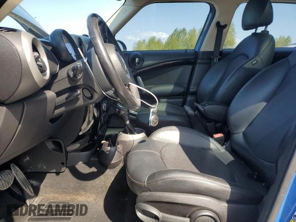 2012 MINI Countryman S with VIN WMWZC5C59CWL60367, listed as a Copart auction lot 53558325 with Not provided miles and Salvage title. Bid and sale history available at DreamBid. Image 7.