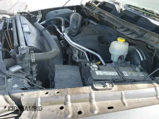 2016 Ram 1500 Big Horn z VIN 1C6RR7LT1GS331154, wystawiony jako IAAI lot #43008093 z przebiegiem 166 657 mil mil oraz . Historia ofert i sprzedaży dostępna na DreamBid. Obrazek 20.