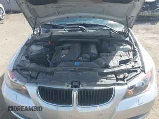 2007 BMW 3 Series 328xi with VIN WBAVC93567K033296, listed as a IAAI auction lot 41800964 with 173,764 mi miles. Bid and sale history available at carsss.com. Image 10.