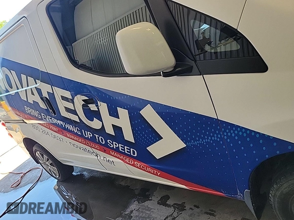2017 Nissan NV200 S with VIN 3N6CM0KN2HK696145, listed as a IAAI auction lot 42521095 with 213,778 mi miles and . Bid and sale history available at DreamBid. Image 1.