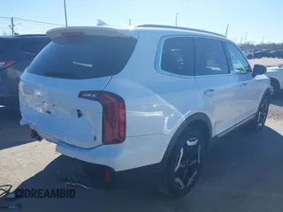 2023 Kia Telluride S with VIN 5XYP6DGCXPG347098, listed as a IAAI auction lot 41785572 with 20,821 mi miles and . Bid and sale history available at carsss.com. Image 4.