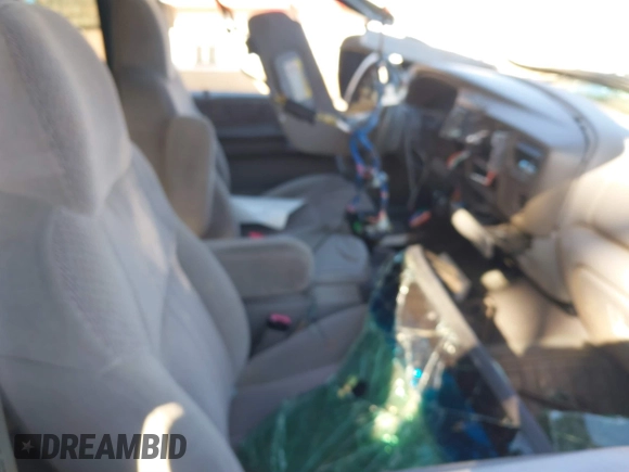 2000 Ford Excursion XLT с VIN 1FMSU41F6YED19436, выставлен на аукционе IAAI как лот 41787604 с пробегом 257 251 миль миль и . История ставок и продаж доступна на DreamBid. Изображение 5.