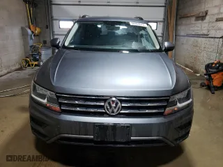 2020 Volkswagen Tiguan SE with VIN 3VV2B7AX6LM002197, listed as a Copart auction lot 48994675 with 25,700 mi miles and Salvage Title. Bid and sale history available at carsss.com. Image 5.