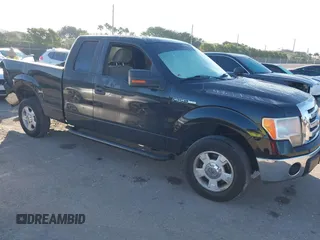 2010 Ford F-150 XL with VIN 1FTEX1C87AKA76118, listed as a IAAI auction lot 41523498 with 206,889 mi miles. Bid and sale history available at carsss.com. Image 1.