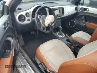 2015 Volkswagen Beetle Fleet Edition с VIN 3VWF17AT4FM603402, выставлен на аукционе Copart как лот 55916895 с пробегом 70 648 миль миль и Списание • Salvage title. История ставок и продаж доступна на DreamBid. Изображение 8.