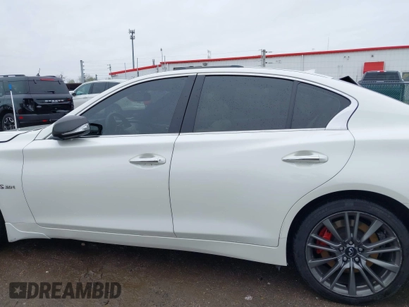 2020 Infiniti Q50 Red Sport 400 with VIN JN1FV7AR0LM660315, listed as a IAAI auction lot 41951851 with 102,475 mi miles and . Bid and sale history available at carsss.com. Image 14.