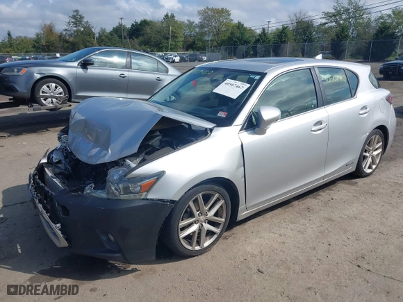 2015 Lexus CT 200h Hybrid with VIN JTHKD5BH5F2250438, listed as a IAAI auction lot 40507467 with 120,469 mi miles. Bid and sale history available at carsss.com. Image 17.
