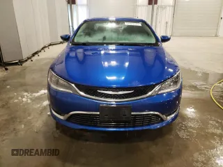 2015 Chrysler 200 Limited z VIN 1C3CCCAB0FN742730, wystawiony jako Copart lot #51523575 z przebiegiem 204 440 mil mil oraz Szkoda całkowita • Salvage title. Historia ofert i sprzedaży dostępna na DreamBid. Obrazek 5.