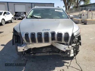 2016 Jeep Cherokee Latitude with VIN 1C4PJMCS9GW215870, listed as a Copart auction lot 57992675 with 212,594 mi miles and Salvage title. Bid and sale history available at DreamBid. Image 5.