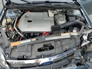 2012 Ford Fusion Hybrid с VIN 3FADP0L32CR184712, выставлен на аукционе Copart как лот 58517555 с пробегом 196 644 миль миль и Списание • Salvage title. История ставок и продаж доступна на DreamBid. Изображение 11.