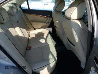 2010 Lincoln MKZ z VIN 3LNHL2GC8AR644901, wystawiony jako Copart lot #56098095 z przebiegiem 165 989 mil mil oraz Nie do naprawy • Non repairable. Historia ofert i sprzedaży dostępna na DreamBid. Obrazek 10.
