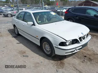 1998 BMW 5 Series 528iA with VIN WBADD6329WBW45360, listed as a IAAI auction lot 41872166 with 110,393 mi miles. Bid and sale history available at carsss.com. Image 1.
