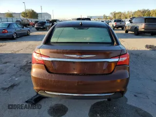 2012 Chrysler 200 Limited with VIN 1C3CCBCB3CN293031, listed as a Copart auction lot 77738704 with 130,398 mi miles and Salvage Title. Bid and sale history available at DreamBid. Image 6.