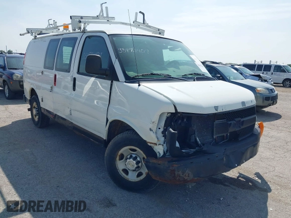 2011 Chevrolet Express Cargo z VIN 1GCWGFBA2B1105523, wystawiony jako IAAI lot #39967800 z przebiegiem 208 682 mil mil oraz . Historia ofert i sprzedaży dostępna na DreamBid. Obrazek 1.