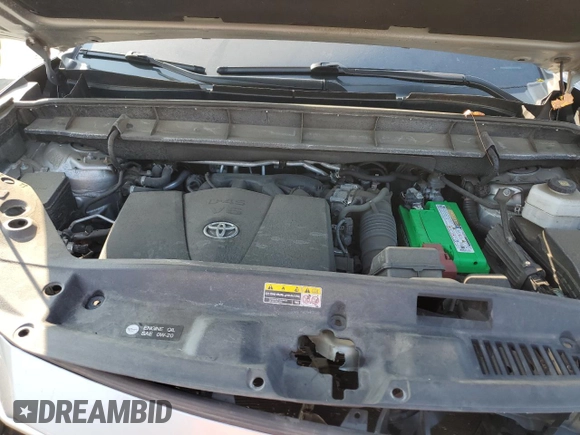 2021 Toyota Highlander XLE with VIN 5TDHZRBH6MS528368, listed as a Copart auction lot 59652945 with 102,712 mi miles and Salvage title. Bid and sale history available at DreamBid. Image 12.