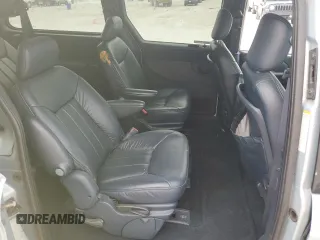 2001 Chrysler Town & Country LXi with VIN 2C8GP54L71R107953, listed as a Copart auction lot 71823714 with 116,134 mi miles and Non Repairable. Bid and sale history available at DreamBid. Image 11.