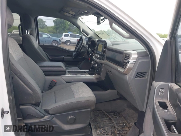 2021 Ford F-150 XL with VIN 1FTEW1EP1MKD07980, listed as a IAAI auction lot 42074902 with 170,631 mi miles. Bid and sale history available at carsss.com. Image 5.
