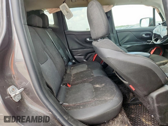 2016 Jeep Renegade Trailhawk with VIN ZACCJBCT7GPD48085, listed as a Copart auction lot 61563515 with 205,070 mi miles and Salvage title. Bid and sale history available at DreamBid. Image 11.