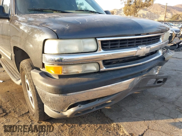 2004 Chevrolet Suburban LT with VIN 3GNEC16T24G317159, listed as a IAAI auction lot 41454418 with 201,016 mi miles and . Bid and sale history available at DreamBid. Image 12.